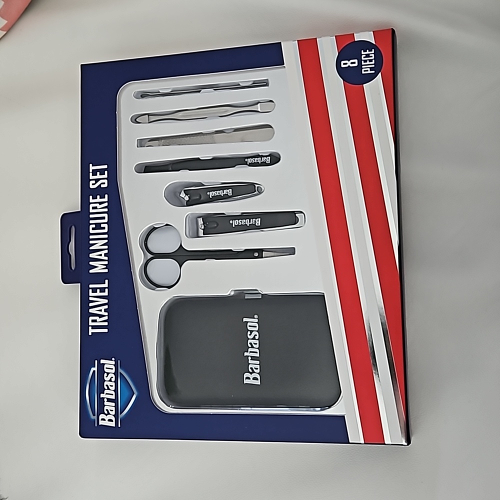 BARBASOL 8PC TRAVEL MANICURE SET UNISEX